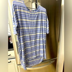 Lularoe Irma Large High Low Tunic Great for Leggings